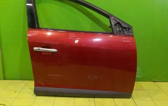 Renault Megane III Front door PRZOD PRAWE