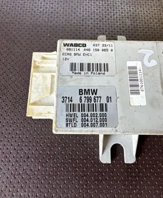 BMW 5 F10 F11 Air suspension control unit module (rear) 6799677