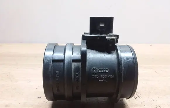 Audi A6 S6 C6 4F Mass air flow meter 06D906461