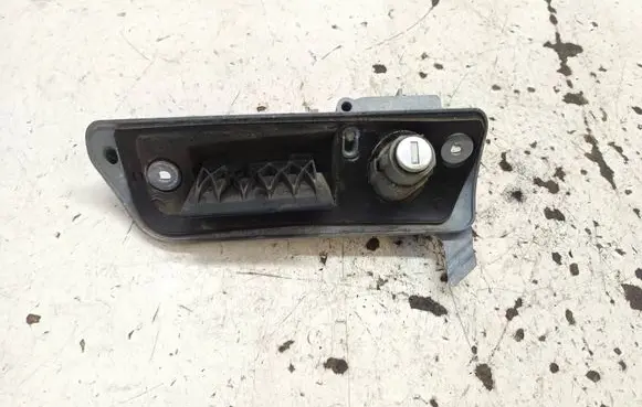 Volkswagen Caddy Tailgate/trunk/boot exterior handle 2K0827565H