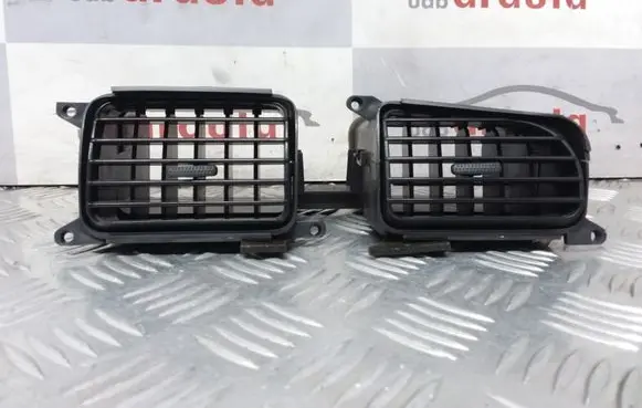 Subaru Legacy Dash center air vent grill