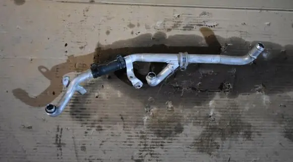 Mercedes-Benz A W177 Engine coolant pipe/hose A1772000300