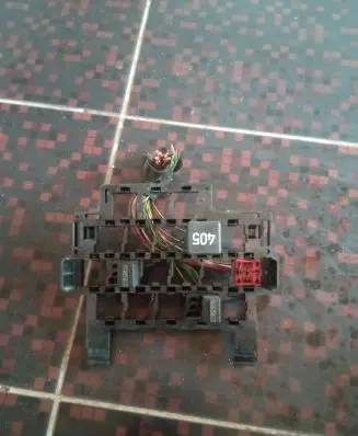Seat Alhambra (Mk1) Fuse module