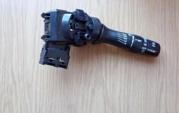 Toyota RAV 4 (XA30) Steering wheel adjustment switch 4806017F146 N153