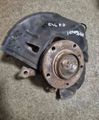 BMW 3 E46 Front wheel hub spindle knuckle 31211096430