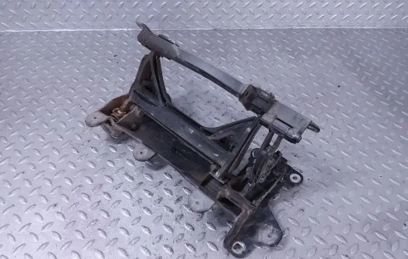 Mercedes-Benz CL C215 Front door upper hinge A2157200237 2157200237