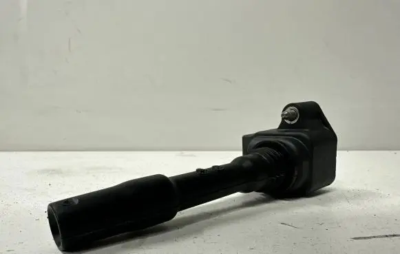 BMW 3 F30 F35 F31 High voltage ignition coil 8643360 203180703 77850002