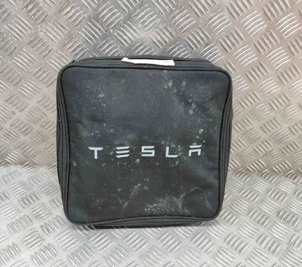 Tesla Model Y Electric car charging cable 145544010D 147907500C