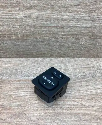 Toyota Auris 150 Wing mirror switch 183574 769746F