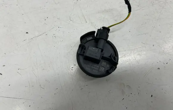 BMW iX3 G08 Airbag deployment crash/impact sensor 6834911