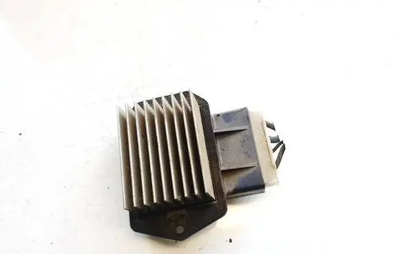 Mitsubishi Pajero Heater blower motor/fan resistor 4993002110