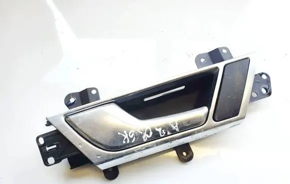 Rear door interior handle