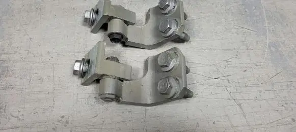 Jeep Cherokee Front door hinge set 68140734AB