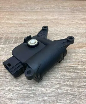 Volkswagen PASSAT B6 Air flap motor/actuator 0132801363 1168802872