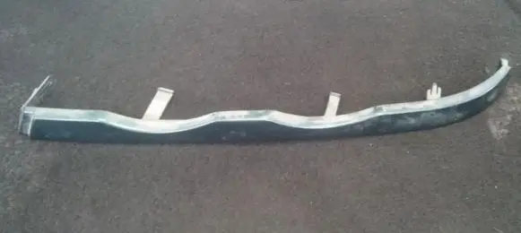 Under headlight/headlamp trim