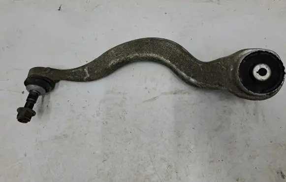 BMW 4 F32 F33 Front lower control arm/wishbone 6854724