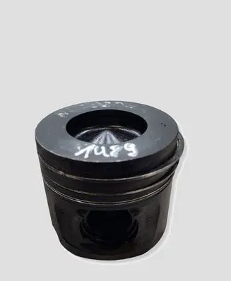 BMW X3 E83 Piston N47