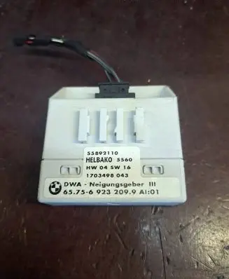 BMW X5 E53 Yaw turn rate sensor 6923209 1703498043 55892110