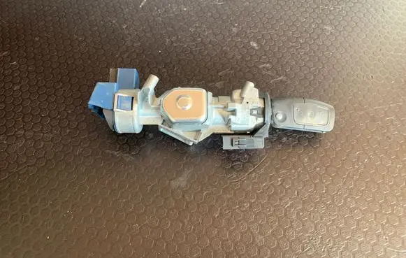 Ford Galaxy Ignition lock 3M513F880AD