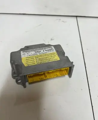 Mercedes-Benz A W169 Airbag control unit/module A1698204085