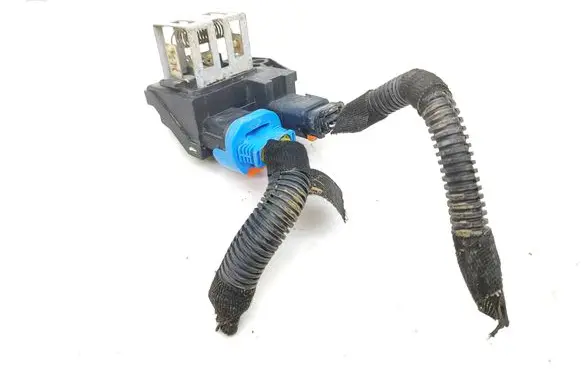Citroen C3 Aircross Coolant fan relay 98372A1 PA6GGF30