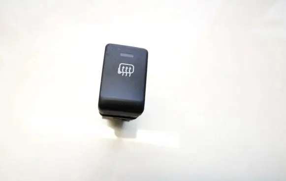 Subaru Legacy Windscreen/window heater switch
