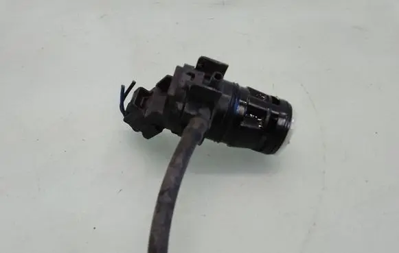 Toyota Prius (NHW20) Windscreen/windshield washer pump 8533060190 0602104541