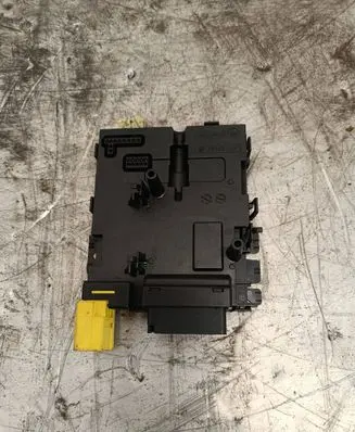 Volkswagen PASSAT B6 Steering angle sensor 3C0953549E 05113821 01103053420248