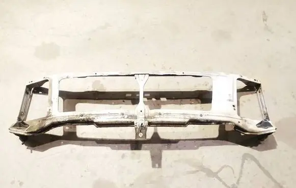 Volkswagen II LT Radiator support slam panel