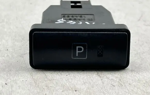 Toyota Prius (XW20) Hand parking brake switch 15A685