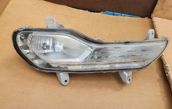 Ford Escape III Front fog light CJ5413B220A