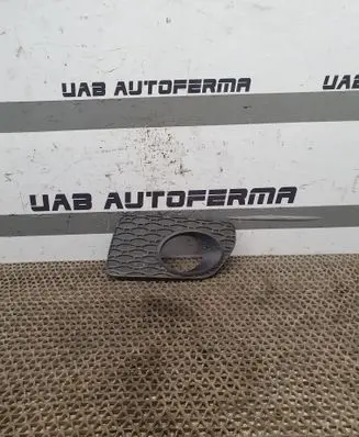 Volvo XC70 Front bumper lower grill 30678690