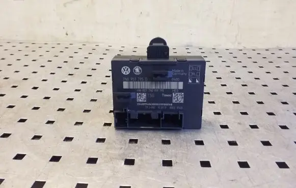 Skoda Yeti (5L) Door control unit/module 7N0959795D