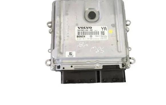 Volvo V70 Engine control unit/module 30785100 1039S18372 0281012765