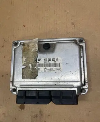 Volkswagen Sharan Engine control unit/module 022906032AR 26SA8033