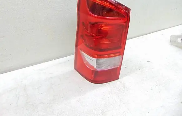Mercedes-Benz Metris W447 Rear/tail lights 8201164 00337260 2SK011581