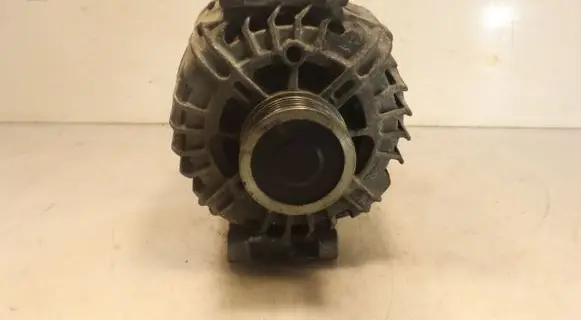 Volkswagen Tiguan Generator/alternator TG14C025
