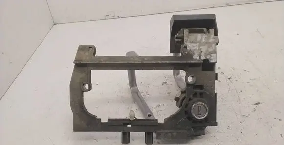 BMW 7 E38 Front door exterior handle/bracket 51218171469