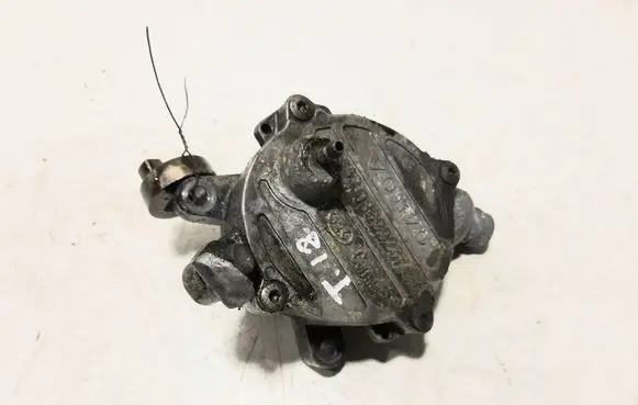 Volvo S80 Vacuum pump 08699237