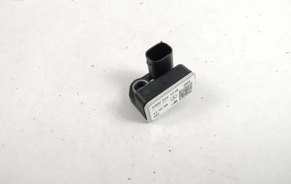 Mercedes-Benz CLS C218 AMG Airbag deployment crash/impact sensor A0055421218