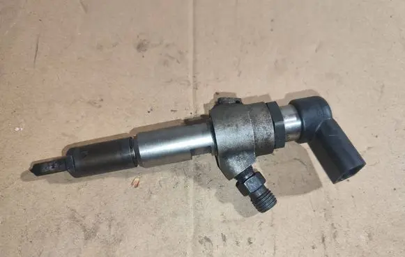 Ford Fiesta Fuel injector 9649574480
