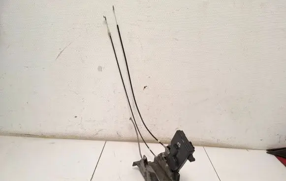 Mazda 6 Front door lock