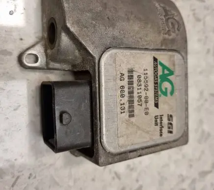 Renault Scenic I LP gas control unit module 11559200E AG600131 08311057