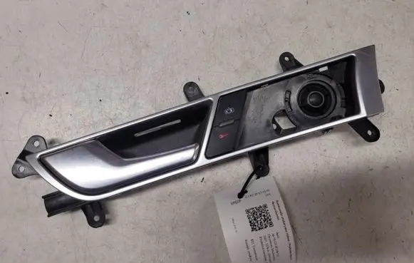 Audi A6 S6 C6 4F Front door interior handle 4F0837019