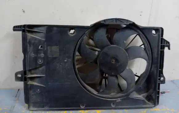 Opel Meriva A Electric radiator cooling fan 52401024 644549552 13127261