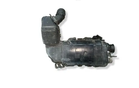 Volkswagen Golf V Supercharger 03C145601B