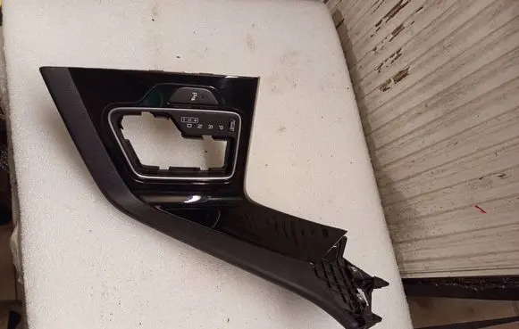 KIA Niro Gear shifter surround trim plastic 84850C5190 2017121B