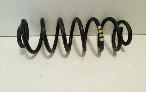 Volkswagen Golf Plus Rear coil spring