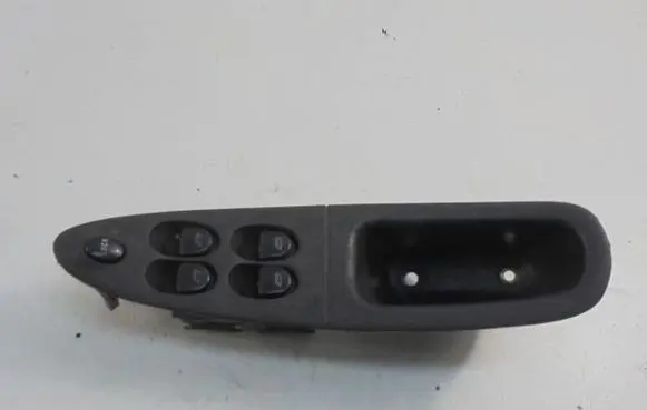 Fiat Lybra Electric window control switch 717778000