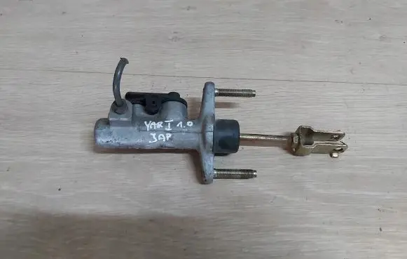 Toyota Yaris Clutch master cylinder